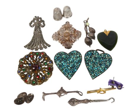 A collection of various jewellery, including a green stone heart-shaped pendant with 9ct gold mount, a silver filigree brooch