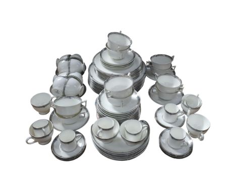 Wedgwood Amherst pattern, a large tea, coffee and dinner service, this is a part service only with varying numbers of each it