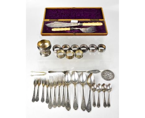 An early 20th century cased set of fish servers, with ivory-style handles, a small quantity of plated flatware, pickle fork, 