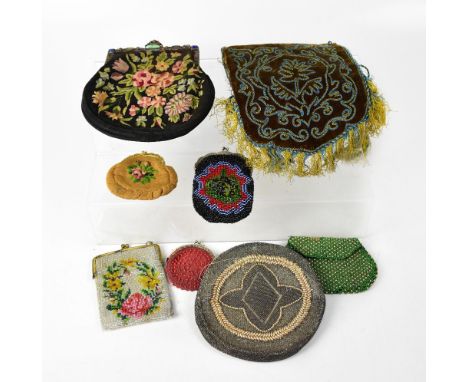 A large quantity of Victorian, Edwardian and Early 20th century purses and evening purses to include Art Dec beaded bags, tap