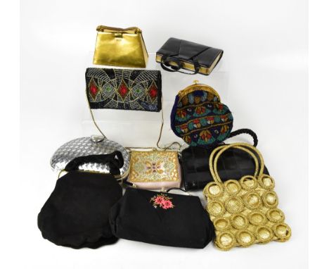 A quantity of vintage handbags, clutch bags and purses, to include beaded examples, string examples, possible alligator skin,