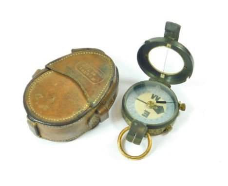 WWI COMPASS. A Short & Mason, London, Verner's Pattern VI compass. Marked 1914 No. 8232 with government arrow. Original Hobso