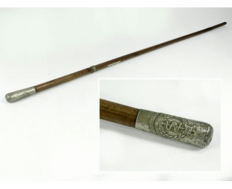 WWI SWAGGER STICK. A WWI period swagger stick with the badge of the Royal Army Medical Corps. 68cm.  Please note that all ite