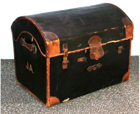 VICTORIAN LEATHER DOME TOPPED TRUNK H60CM W77CM D53CM