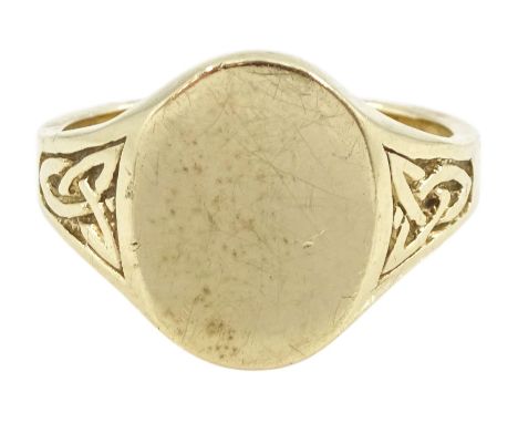 9ct gold signet ring, with Celtic design shoulders, Birmingham 2000Condition Report:Approx 9.95gm, size V, max depth = 15.5mm