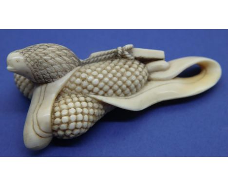 Ivory carved netsuke in the form of a bird? on maize, L: 75 mm, unsigned. Overall good condition. P&amp;P Group 1 (£14+VAT fo