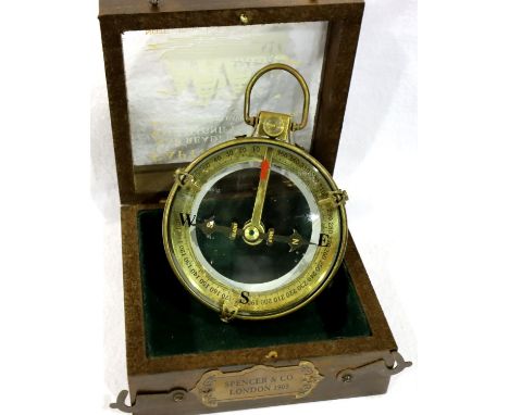 Boxed brass Captain Cabin map read and compass, 10 x 10 cm. P&amp;P Group 1 (£14+VAT for the first lot and £1+VAT for subsequ