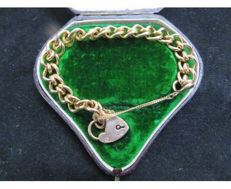 9ct Gold bracelet with safety chain &amp; heart shaped lock with fitted box Weight 13.7g