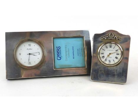 A modern silver mounted desk stand with clock and photograph apertures, Carrs, Sheffield 2001, w. 13 cm, together with a silv