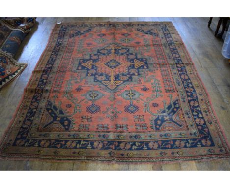 A Ushak carpet, 270 x 202 cm