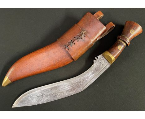 Reproduction WW1 British Kukri Knife with single edged blade 350mm in length. Marked "Co1" along with Indian Army Broad Arrow