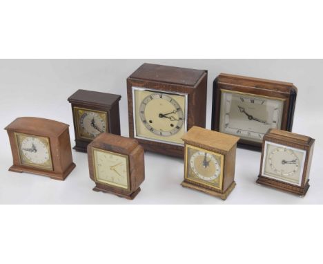 Elliott oak cased two train mantel clock striking on a gong, the 6" square cream dial with silvered chapter ring inscribed Ma