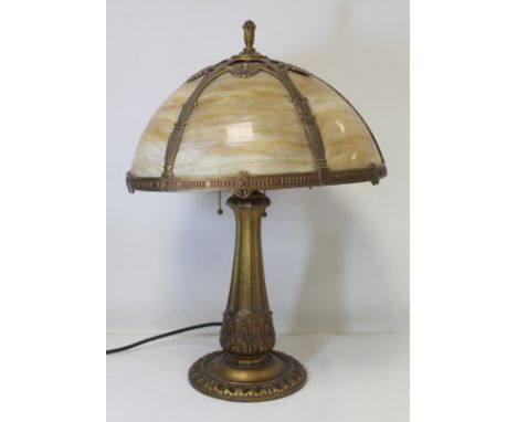 Early 20th Century American table lamp by Edward Miller &amp; Co., the slag glass shade with two replacement composite panels