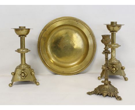 Pair of 19th century brass Arts &amp; Crafts candlesticks, the plain sconces with deep dished drip trays on annular knopped c