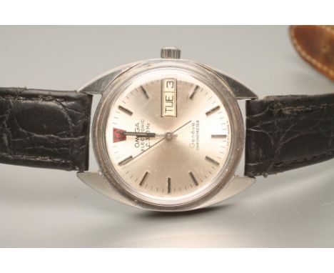 A GENTLEMAN'S OMEGA ELECTRONIC F300 CHRONOMETER, the silvered dial with red Omega insignia at "12", day and date aperture at 