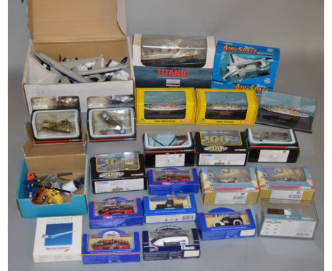 Quantity of assorted aircraft and boat related models by Gilbow, Lledo, Corgi and others. Some unboxed, mostly VG.