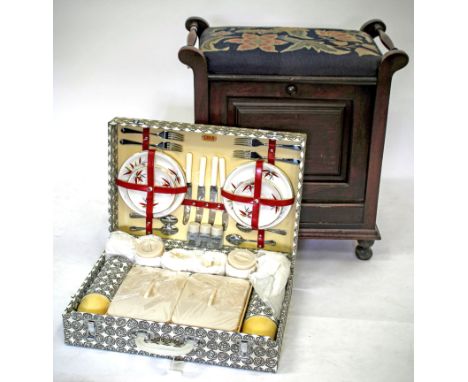 AN EARLY 20TH CENTURY MAHOGANY PIANO STOOL with a tapestry upholstered top and a sheet music compartment 55cm wide together w