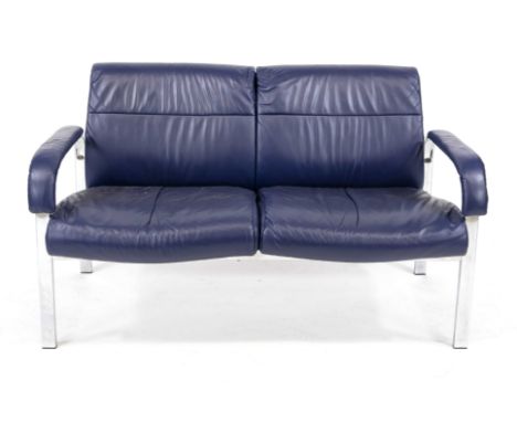 Designer-Sofa, 20. Jh., SITAG, verchromtes Metallgestell, blaues Lederpolster, guter Zustand, 75 x 130 x 76 cm