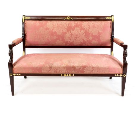 Sitzbank/Sofa im Biedermeier-Stil um 1900, Mahagoni massiv, Armlehnenden in Gestalt von Schwanenhälsen, vergoldete Messing-Ap