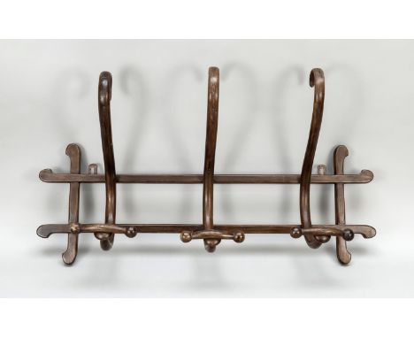 Garderobe Thonet Model 1, Ende 19. Jh., gebogenes Holz. Drei große, geschwungene Haken, auf der Rückseite des Wandteils gemar