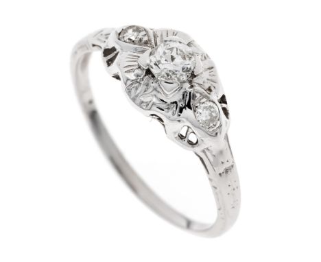 Art Déco Ring Platin ungest., gepr., mit 3 Altschliff-Diamanten, zus. 0,20 ct W/VS, RG 54, 1,9 g