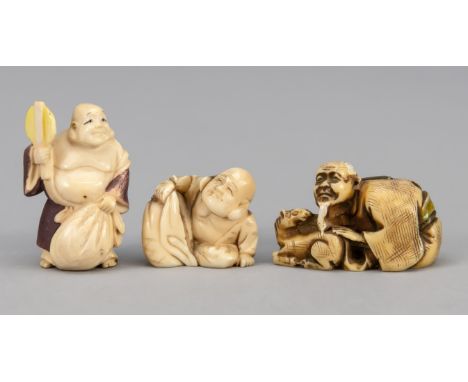 3 Netsuke, Japan, Ende 19. Jh., Bein/Elfenbein? D. bis 5 cm