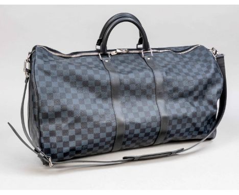 Louis Vuitton, Damier Graphite Canvas Keepall Bandouliere Bag, grau-schwarz kariertes gummiertes Baumwollgewebe, silberfarben