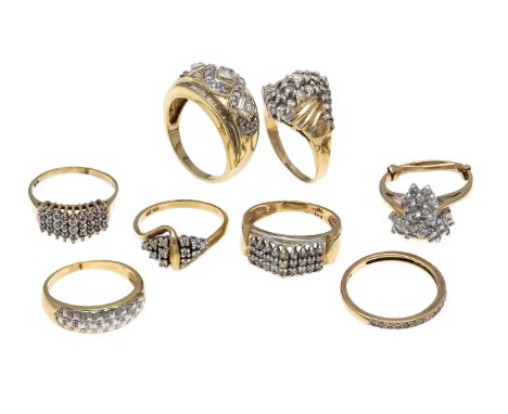 8-teiliges Diamant-Ring-Konvolut GG/WG 585/000 mit einem Brillant 0,07 ct W/SI, 155 Achtkant-Diamanten, zus. 1,49 ct W-get.W/