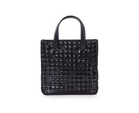A CHANEL CHOCOLATE BAR PATENT LEATHER TOTE BAG
Quilted square embossing featuring CC logos, dual top handles, open top, leath