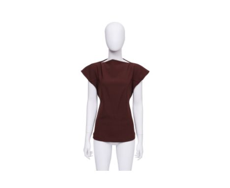 A RICK OWENS 'MOODY' SCULPTURAL TOP
Featuring angular cap sleeves, curved panel construction, and an exposed rear zip closure