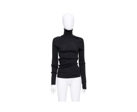 A LOUIS VUITTON BLACK RIBBED KNIT TURTLENECK
Contrast-trimmed cuffs, tonal embroidered LV circle logo at hem
Size M
Ownership