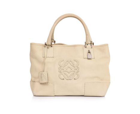 A LOEWE AMAZONA JUSTA HANDBAG
Grained leather in cream with tonal stitched Anagram logo at front, dual rolled top handles wit