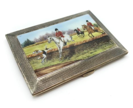 HALLMARKED SILVER AND ENAMEL CIGARETTE CASE HUNTING SCENEApp.size: 8.5cm x 6cm / weight: 65g