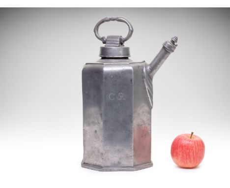 PEWTER | Central Europe (19th century) | 19th century | tin, screw cap | 27 cm | Bidders are asked to inquire about the condi