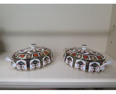 A pair of Royal Crown Derby 1128 Imari lidded tureens, both good and first quality, 12cm tall x 32cm x 20cm 