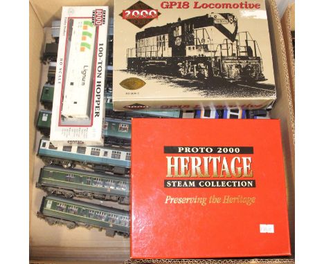 HO gauge model railways to include Proto 2000 8148 Norfolk and Western locomotive #918 black, Proto 2000 Heritage Steam Colle