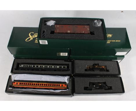 HO gauge model railways, Spectrum by Bachmann, The Master Railroader Series, rolling stock to include 27323 ON30 Flat Car Col