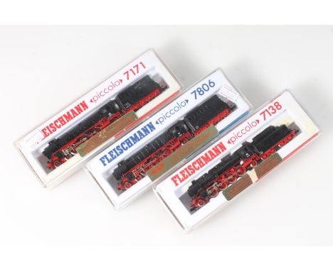 N Gauge model railways, Fleischmann of Germany Piccolo locomotives to include: 7806 4-6-2 tender locomotive DB 011100 black, 