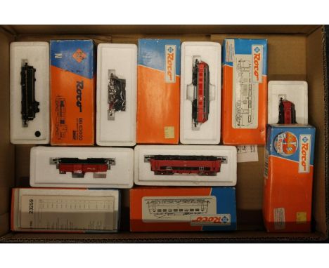 N gauge model railways, Roco of Austria, six locomotives to include 23218 DB 2150696 red, 23291 twin pantograph DB 150669 red