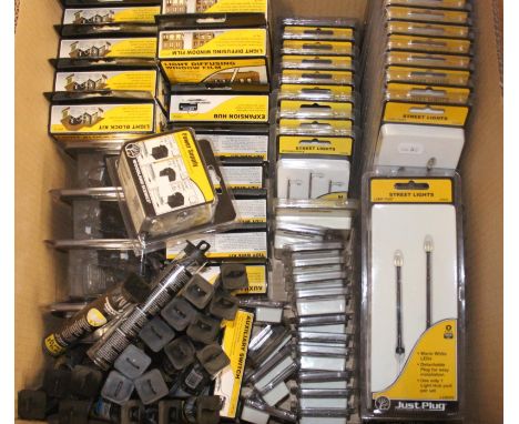 Model railways, Woodland Scenics of Missouri Just Plug Lighting System accessories to include JP5716 Light Block Kit x4, JP57