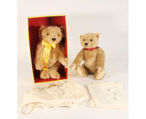 Steiff 652080 1993 Musical Teddy Bear produced exclusively for FAO Schwartz of Fifth Avenue, with certificate of authenticity