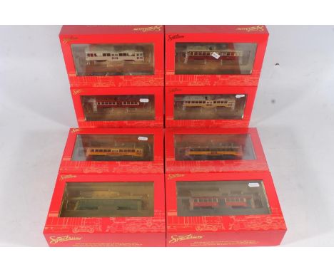 HO gauge model railways, Spectrum by Bachmann, eight Peter Witt Street Car Full Interior &amp; Lights (DCC) rail cars to incl