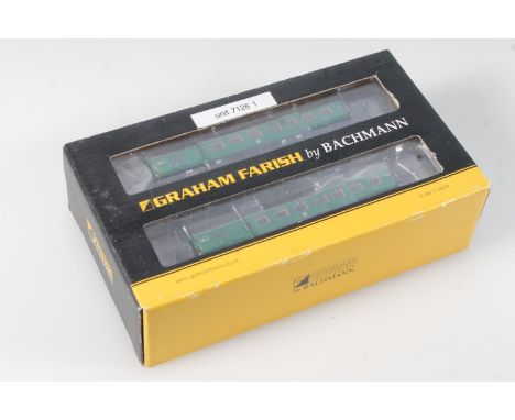 N gauge model railways, Grafar Graham Farish by Bachmann, 372676 4CEP Four Car EMU 7126 SR Multiple Unit Green With Warning P