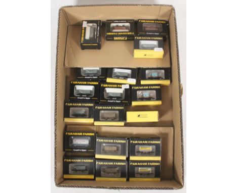 N gauge model railways, Grafar Graham Farish by Bachmann, freight rolling stock to include 377078A 7 Plank End Door Wagon Br 