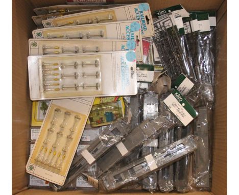 Model railway layout accessories and kits to include Kato of Japan 952071 Handrail Kit x8, 952072 Handrail Kit, 951140 Bodysh