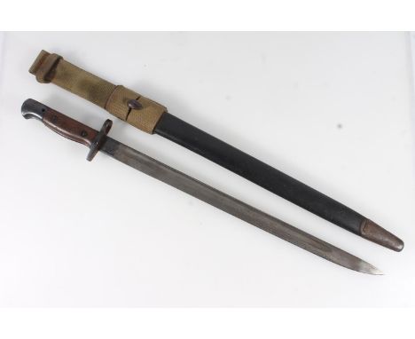 British 1907 pattern sword bayonet, the fullered blade with ricasso stamped 'SANDERSON 1907 12 15' for December 1915, wood gr