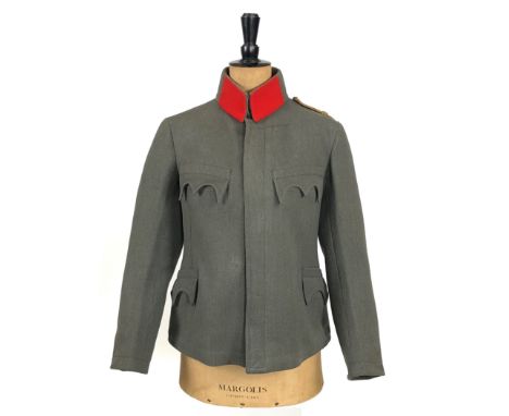 Austrian 1918 Artillery Field Grey Blouse Service Tunic A Good scarce example of grey cavalry twill material. The interior is