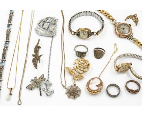 A GROUP OF JEWELLERY, WATCHES AND SILVER (QTY)To include; three lady's wristwatches, four brooches, five rings, a 9ct gold an