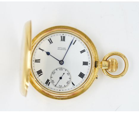 AN 18CT GOLD CASED, KEYLESS WIND, HUNTING CASED GENTLEMAN'S POCKET WATCHThe gilt jewelled three quarter plate lever movement 