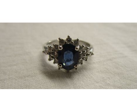 18ct gold sapphire &amp; diamond ring